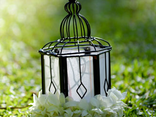 白で統一されたチャペル