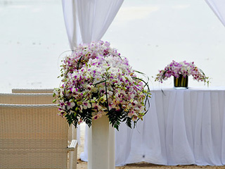 ビーチでの挙式